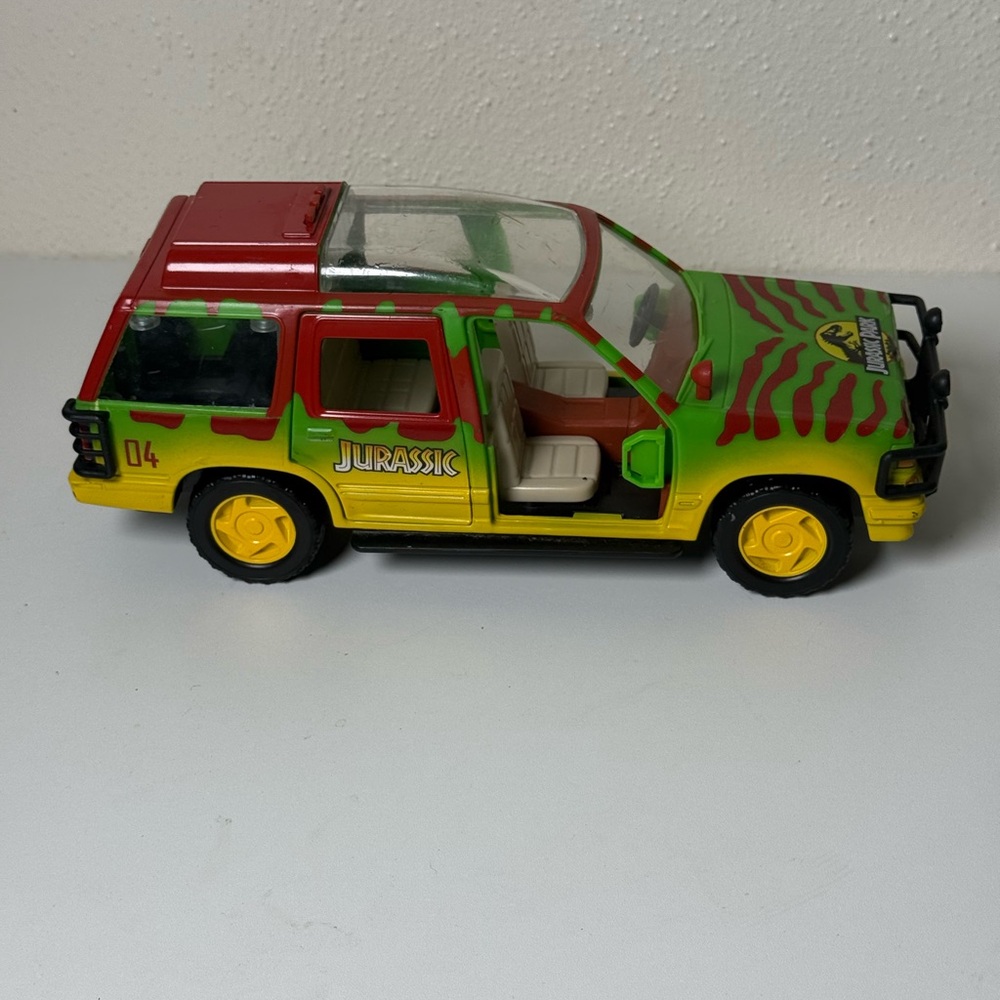 Adventure Toy SUV - Red, Green, Yellow - Picture 2 of 6